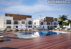 T2 Em Cabanas De Tavira - Com Piscina E Garagem...