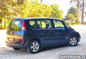 Renault Espace 2.2DCI - 03