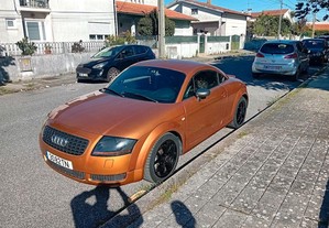 Audi TT 180cv