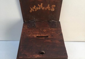 Caixa de esmolas - Séc XIX