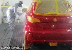 Oficina de reparação de chapa e pintura auto
