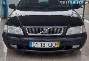 Volvo V40 1.9 td 115cv - 00
