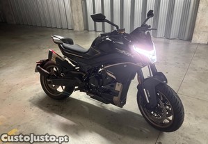 CF Moto 800NK Como Nova
