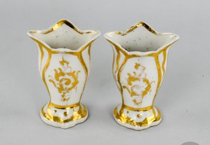 Par de pequenas jarras de altar porcelana Vieux Paris