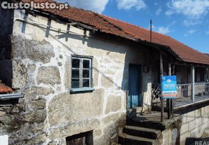 Casa T2 em Moledo de 140,00 m²