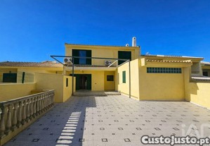 Casa / Villa T2 em Albufeira e Olhos de Água