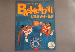 Caderneta de cromos vazia American Pro Basketball