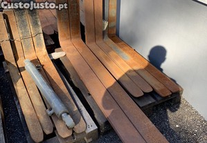 V�rios garfos / patolas para empilhador 41 51 61