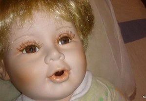 boneca de porcelana doll (52cm de altura)