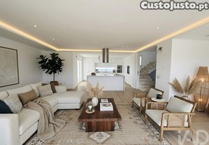 Casa T3 em Ericeira de 246,00 m²