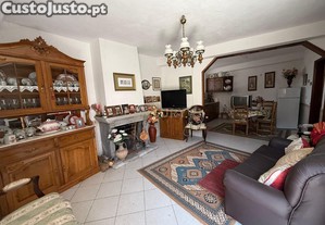 Encantadora Moradia T2 Em Campo De Vboras Com Vista Para A Montanha