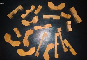 Jogo de peças madeira