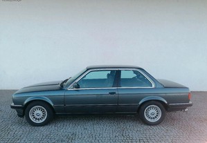 BMW 320 i E30 Coup - 84