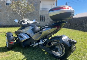 Bombardier Can-Am Spyder RS