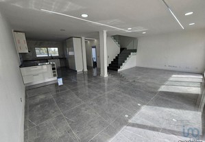 Casa / Villa T4 em Setúbal de 160,00 m²