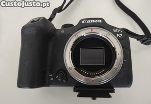 Canon R7 (mirroless) - Apenas Corpo