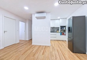 Apartamento T3 � na Av. S� Carneiro