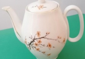 Bule de chá em porcelana Vista Alegre 1947/64, floral