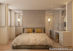 Viva o Charme do Porto: Apartamento T1 Duplex Totalmente Renovado em Miragaia
