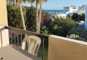 Apartamento T2 Martins, com A/C, WIFI e vista mar, a 3 minutos (a pé) da praia, Albufeira