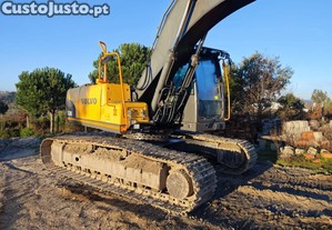 Volvo ec210c