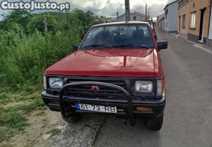 Mitsubishi L200 4x4 Turbo