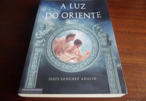 "A Luz do Oriente" de Jesús Sanchez Adalid
