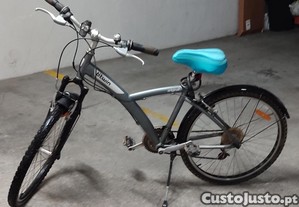 Bicicleta BTWIN 5 M em muito bom estado