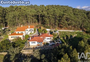 Moradia isolada T4 em Castelo do Neiva de 245 m²