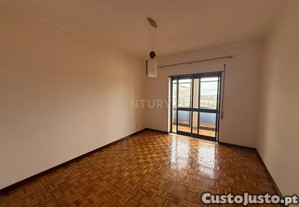 Apartamento T2 em Entroncamento com elevador