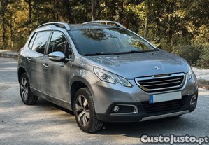 Peugeot 2008 1.2 PureTech Allure