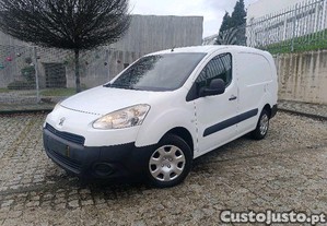 Peugeot Partner 1.6HDI 3LUG 2014 NACIONAL + LONGA