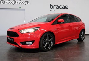 Ford Focus 1.5 TDCi DPF S&S Aut. ST-Line - 17