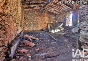 Casa / Villa em Ceira de 75 m²
