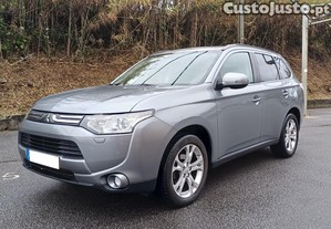 Mitsubishi Outlander 2.2 DI-D INSTYLE 4 WD - NACIONAL - 199867 KM - 14