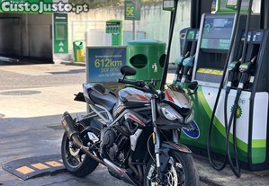 Triumph Street Triple