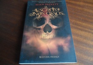 "Escrito nos Ossos" de Simon Beckett - 1ª Edição de 2007