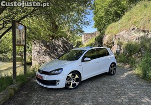 VW Golf 2.0 GTI DSG