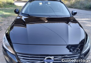 Volvo V60 2.0 D4 181CV MOMENTUM GEARTRONIC - FULL EXTRAS - C/ GARANTIA - COMO NOVA