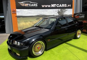 BMW 318 Is Exclusive