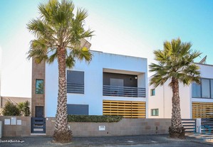 Casa / Villa T4 em Lisboa de 280,00 m²