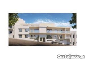 Edif�cio Independ�ncia- T2 R/C Com Excelentes...