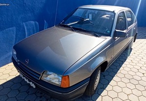 Opel Kadett 1.4 S LS