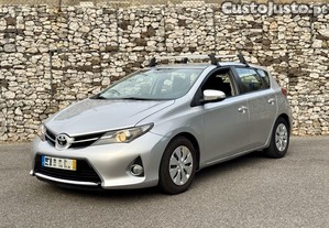 Toyota Auris 1.4D4d - 14