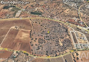 Terreno para construção em Tavira (Santa Maria e Santiago) de 237120,00 m²
