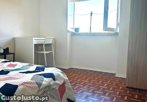 Quarto no Feijó