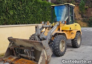 P� carregadora Volvo L 30