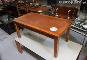 Mesa de Centro em Madeira