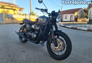 Triumph Bonneville