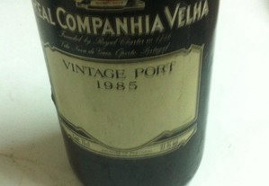 Conjunto de Garrafas Vinho do Porto antigos